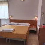 Goldene Rose Ξενοδοχείο Ρίμινι