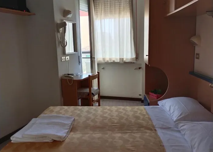 Szálloda Goldene Rose Rimini